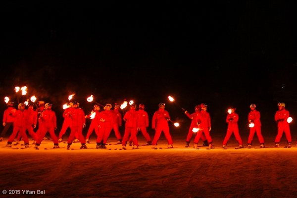 在滑雪场滑雪的过程是什么,乌鲁木齐滑雪场跨年