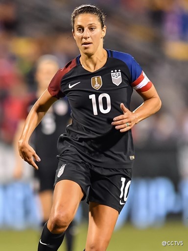 19年世界足球先生颁奖典礼采访c罗,c罗2016世界足球先生颁奖视频