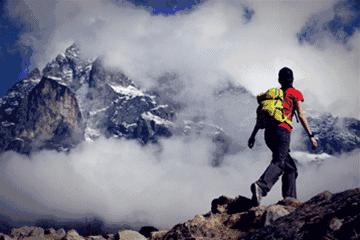 杭州这些运动潮店逆天了！跑鞋比肥皂还轻，冲锋衣堪比艺术品！