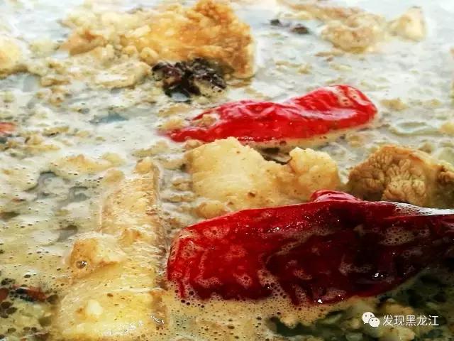 现场实拍农村一家人杀年猪全过程,东北农村真实生活杀年猪