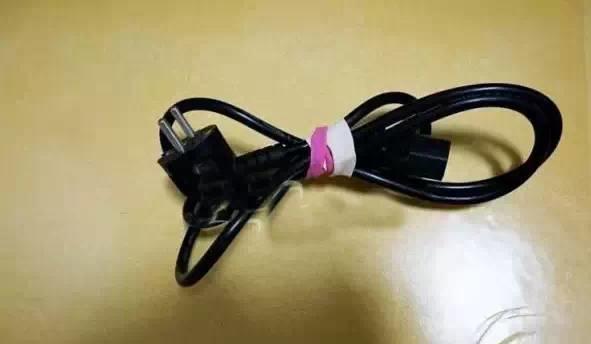 橡胶手套破了个洞用什么胶水补,橡胶手套破了拿什么来补