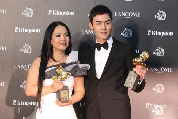 张丰毅离婚后再嫁两任丈夫,张丰毅抛弃糟糠之妻