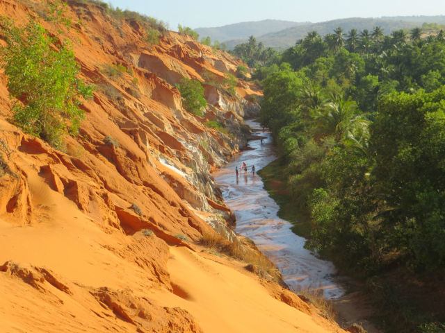 越南胡志明芽庄美奈,越南美奈的真实生活