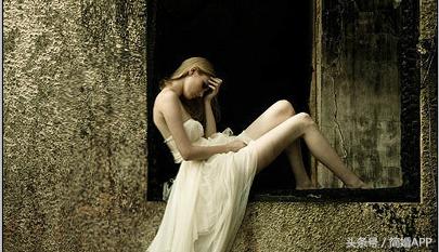 我陪你筹备整个婚礼，带着微笑看你嫁与他人