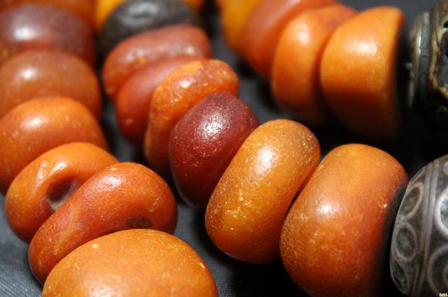 鉴别真假老蜜蜡最直接的方法,教你如何望闻问切自测皮肤类型