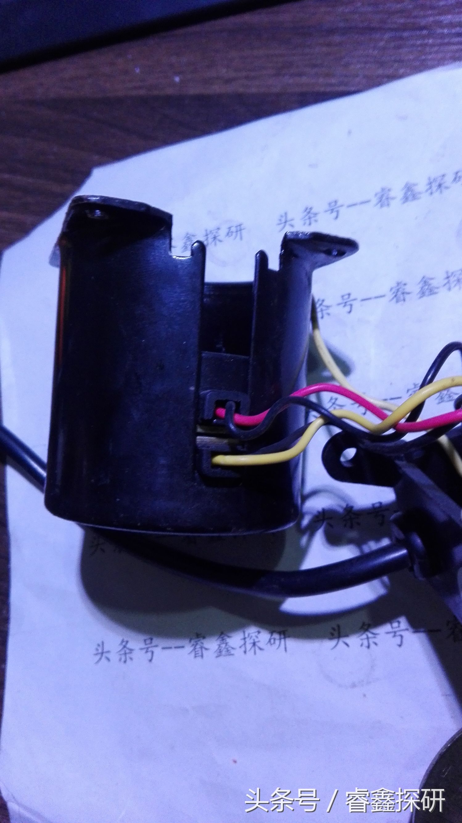 爪极式永磁同步电动机如何接电容,爪极式永磁同步电动机维修视频