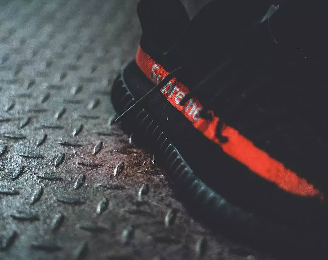 看完这双SupremeXYeezy350联名!Nike都害怕了!