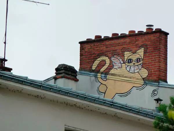 有一个街头艺术家把一只猫涂遍了巴黎，后来它遍布了全世界