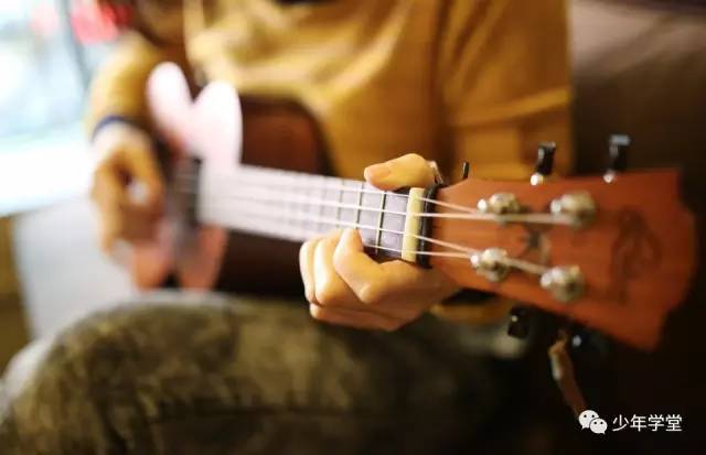 一年4万补课费,孩子课外培训费用