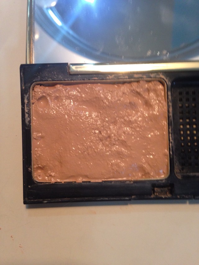 粉饼都碎了怎么补救,腮红眼影碎了怎么处理