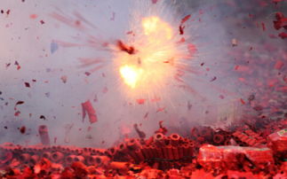 中国的农历年，这些传统有谁还在遵守？好多人连团圆饭都不会吃