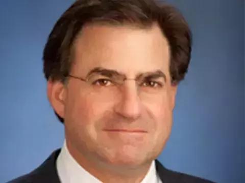 从小作坊到金融帝国，操纵美国政商圈的帮派创始人竟是二道贩子