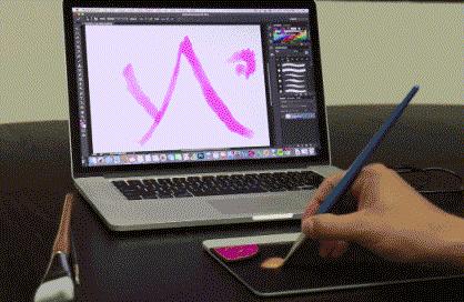 一块板，放张膜就实现任何功能，控制机器人也没问题，什么黑科技