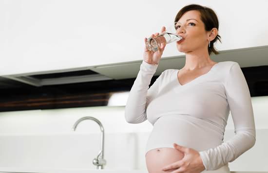 怀孕口涩口干,怀孕嘴巴干燥涂什么