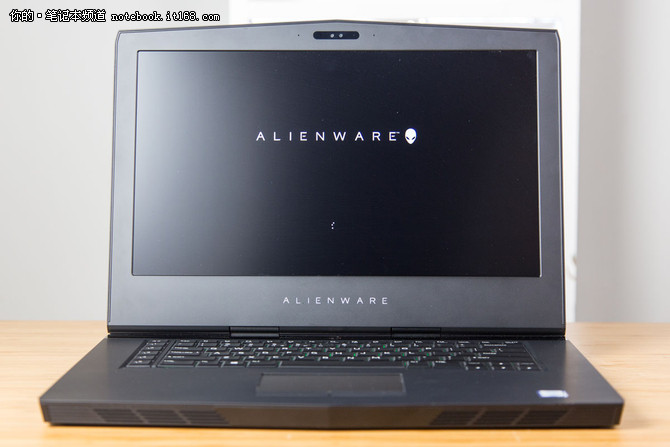 真的只有变“丑”了?简评2016款Alienware15