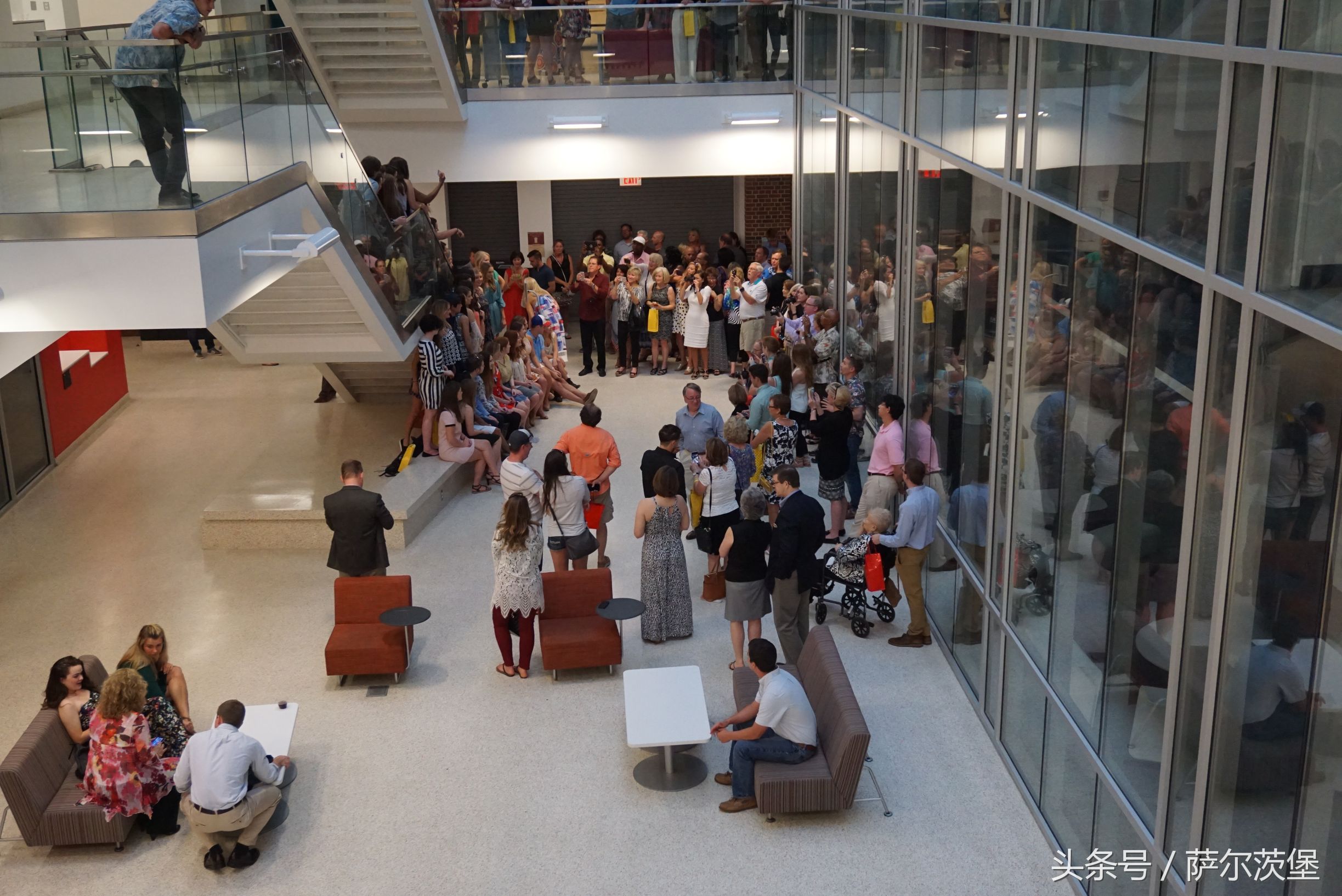 亲历美国大学的毕业典礼,美国大学毕业典礼