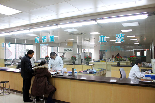 检验科上班什么都不会,医学检验科是怎么度过一天的