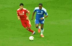 德罗巴训斥假摔队友2010,德罗巴回到更衣室怒斥假摔队友