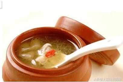 爱美的你不要熬夜早睡早起,爱美的你不要动不动就留泪