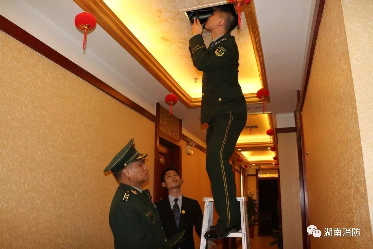 「新闻多看点」｜衡阳消防主官带队突击夜查足浴休闲场所消防安全；邵阳消防昼夜突查足浴店依法查封13家火患单位……