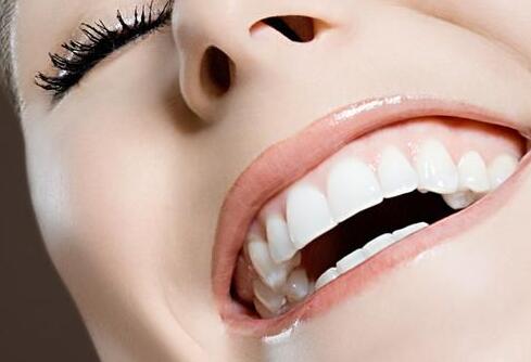 眼皮抽筋预示着三种疾病,眼皮跳动的预兆是吉是凶