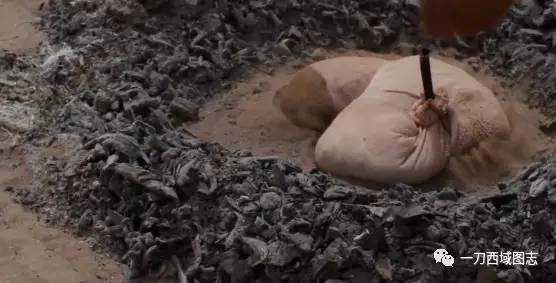 一张秘方引出的全羊盛宴：从彩云手抓肉到全羊宴