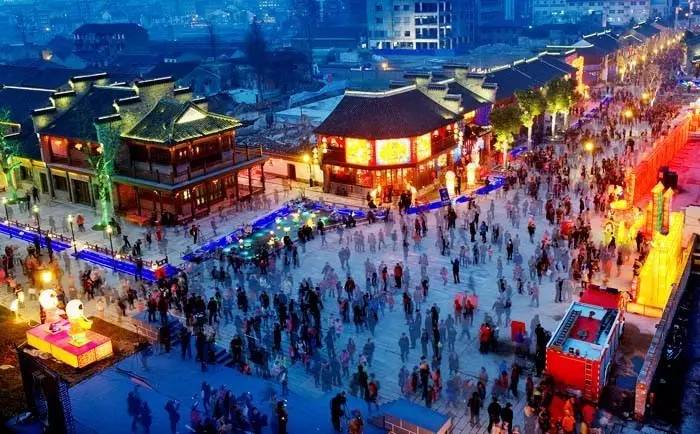 秦淮灯会有哪些看点值得你来,第35届秦淮灯会璀璨亮灯