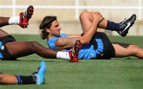 足球初学者体能训练计划,足球比赛后如何恢复体能