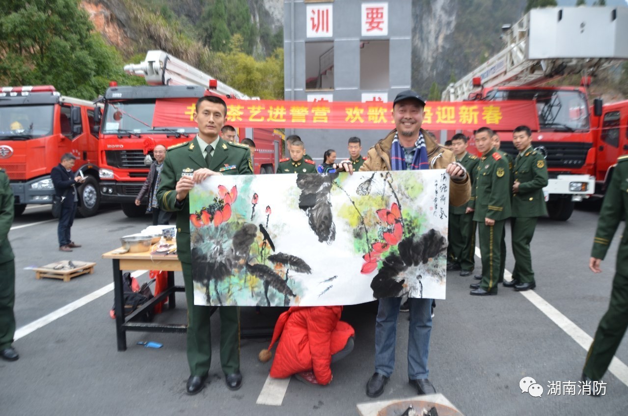 「新闻多看点」｜衡阳消防主官带队突击夜查足浴休闲场所消防安全；邵阳消防昼夜突查足浴店依法查封13家火患单位……