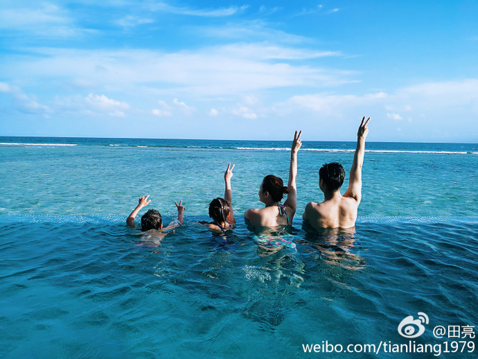 安吉考拉的视频,安吉考拉海边度假