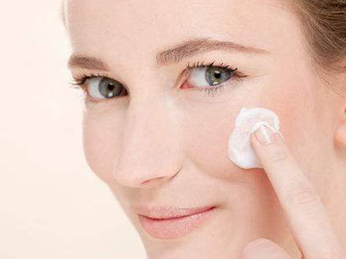 学生党中性皮护肤步骤,18到22岁女生如何护肤