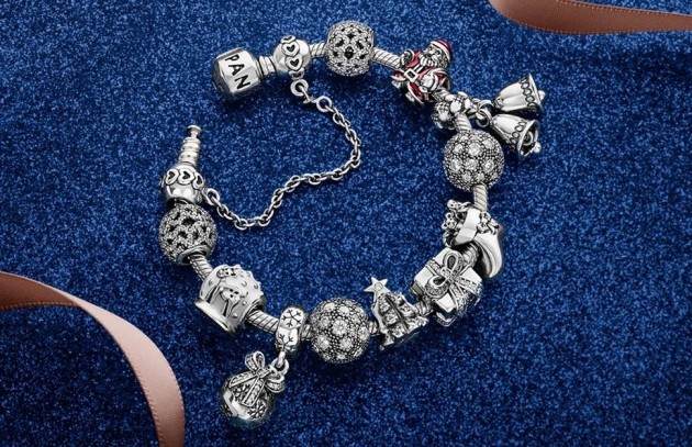 掉进盒子里的东西,掉进海绵宝宝的洞里