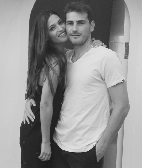 春节我们看完春晚再看足球圈里的帅哥，内含帅你一脸的卡卡