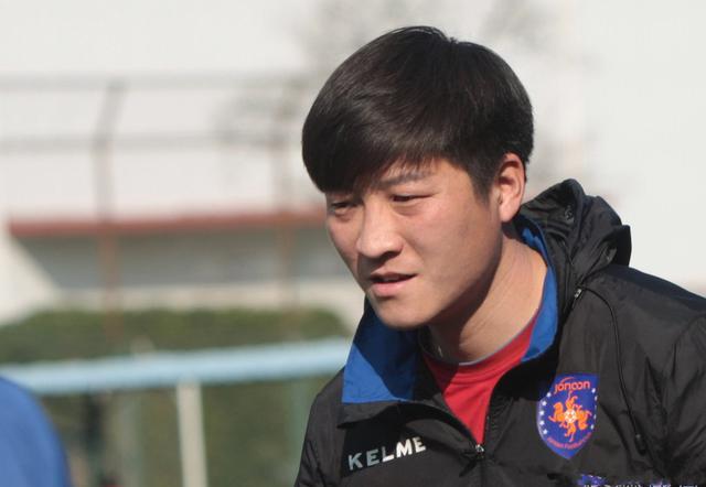 国足三大老队长,国足三代队长