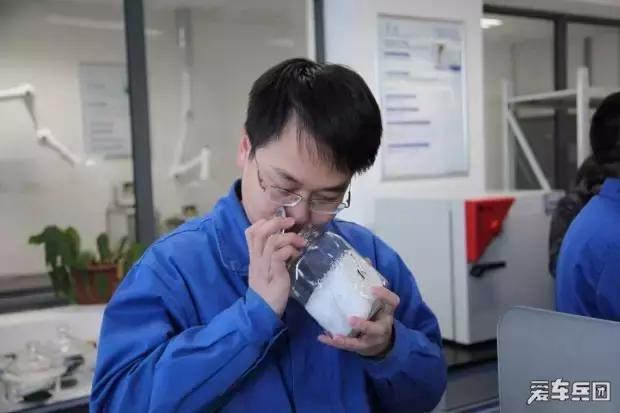 想知道一款车的质量好坏怎么办,判断一个车性能好坏应该看哪些