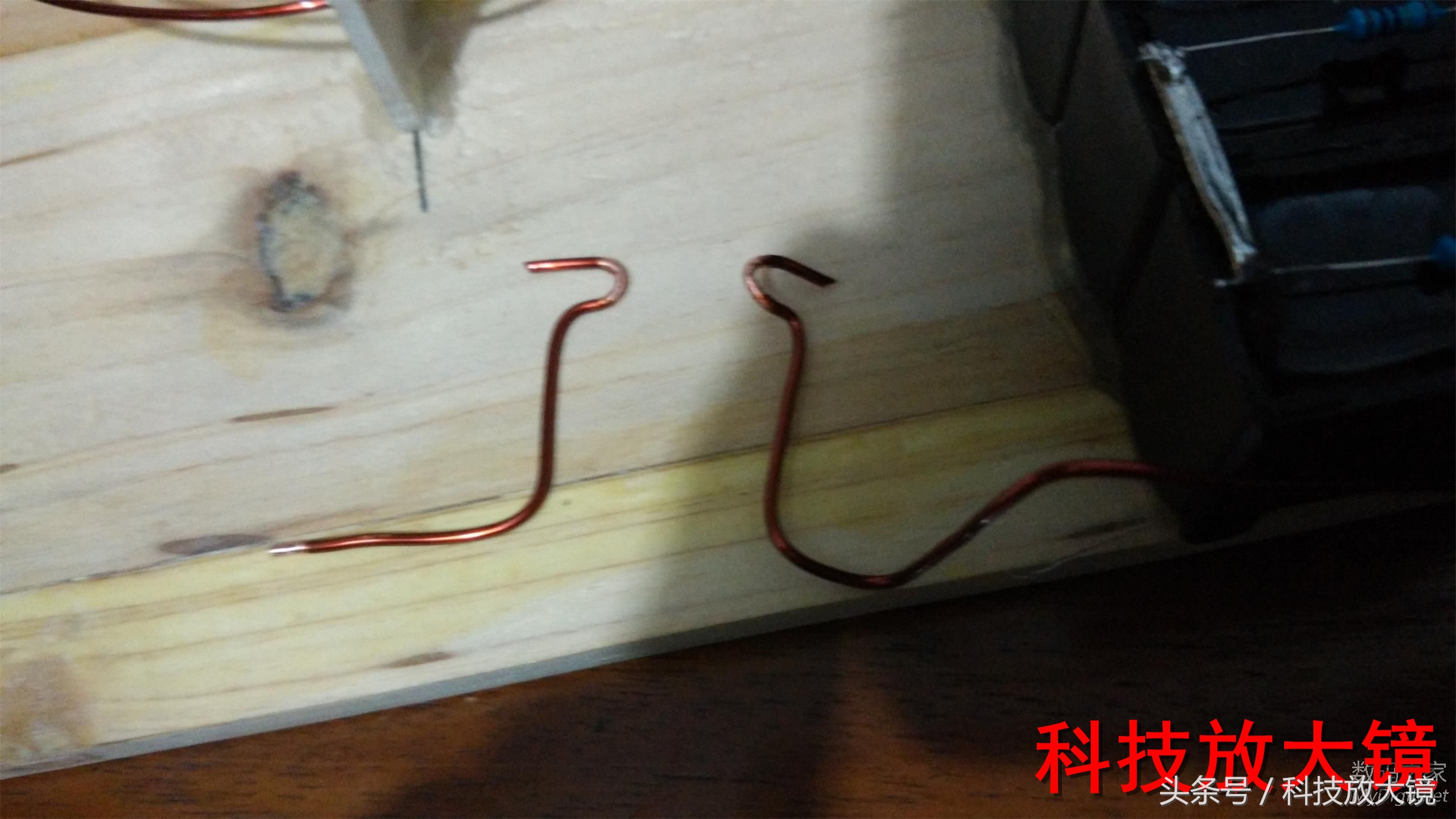 特斯拉线圈闪电制作教程,特斯拉线圈人造闪电原理及制作