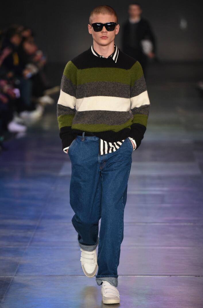 2017绉嬪啲鐢疯閽堢粐,鍒╅儙鐢疯绉嬪啲娴佽瓒嬪娍