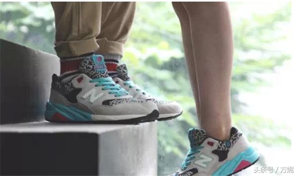 谁说当了妈就没有了青春,我美国买回一百多双新百伦NB运动鞋