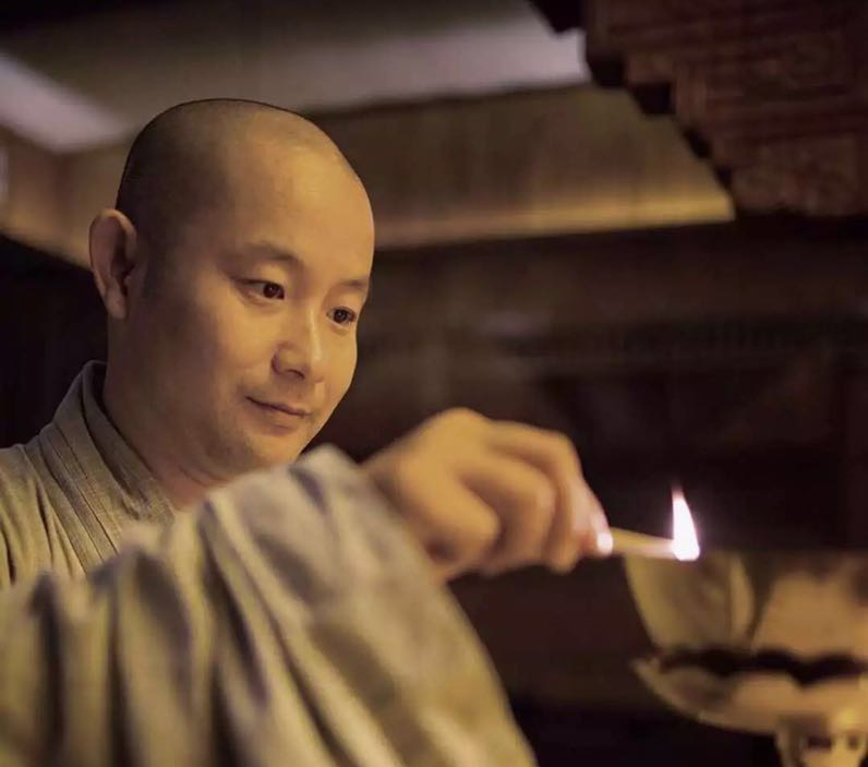 鏄ヨ妭鍚勫湴瀵哄簷鐖嗘弧,闄ゅ澶滅殑瀵哄簷