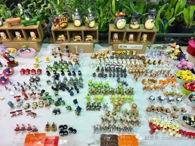 台湾寻肉之旅：小玲带你逛春节的台北花市！