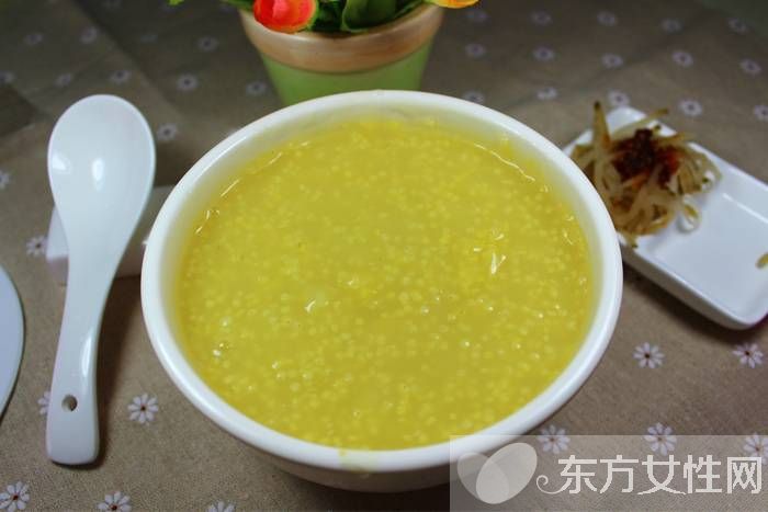 小米粥的做法和功效作用,小米粥做法和功效与作用