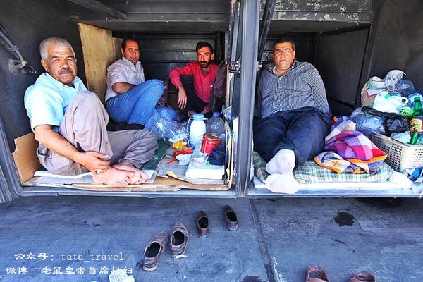 伊朗女人踢足球吗,伊朗女孩踢足球