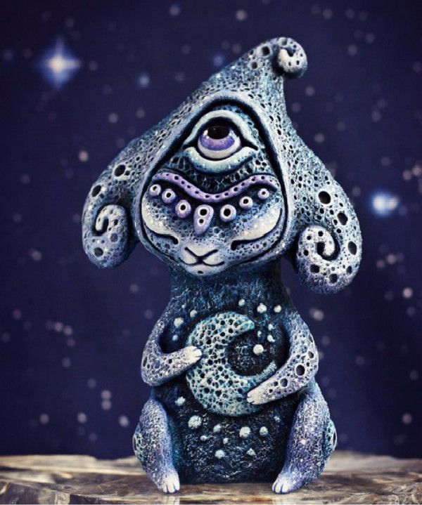 这些怪脸娃娃似乎拥有某种神奇的魔力!你感受到了吗?