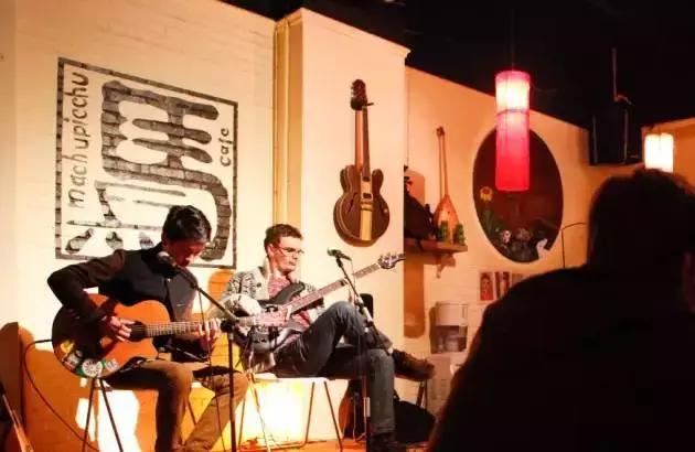 成都地下民谣小酒馆,除了赵雷以外的民谣歌手