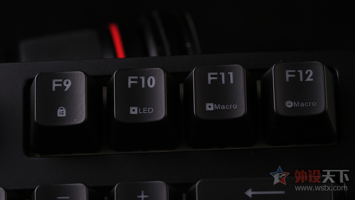 酷冷至尊烈焰枪测评,酷冷至尊烈焰枪多功能