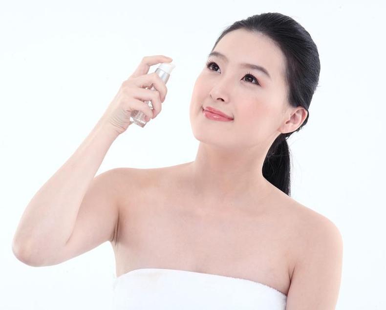 出油严重怎么改善皮肤保湿,出油多又缺水的肌肤