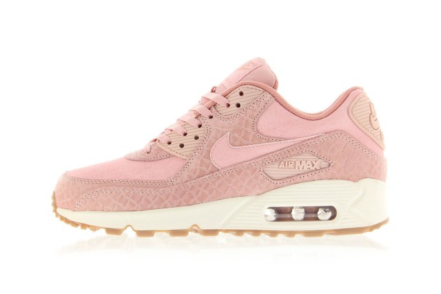 今年运动鞋流行这个色!你还没穿?