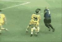 足球场上超帅过人瞬间,足球场上让人惊叹的操作