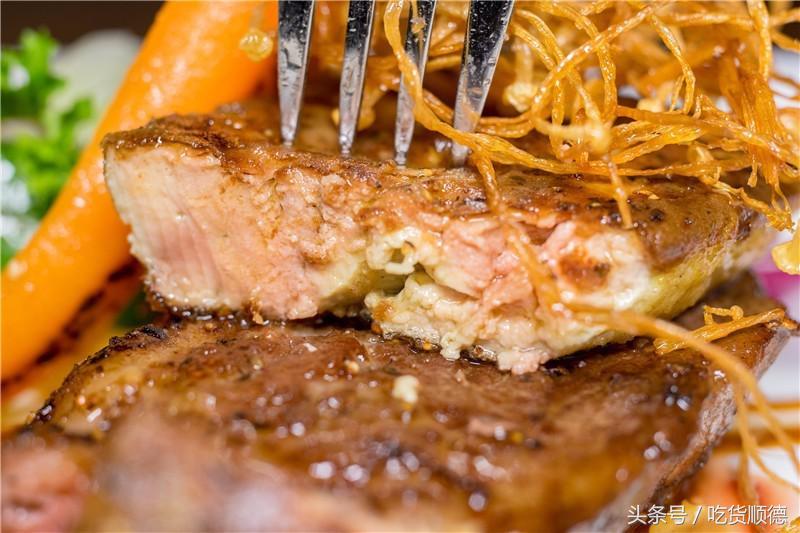 最火的足球主题餐厅,足球主题餐吧