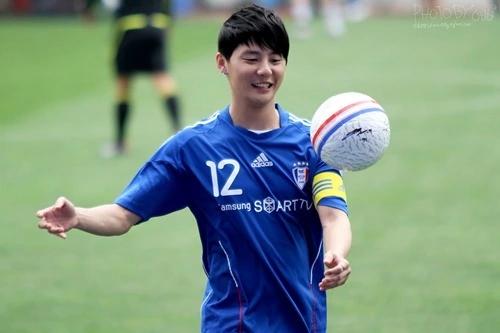 宋仲基李敏镐李钟硕池昌旭,宋仲基金秀贤李钟硕